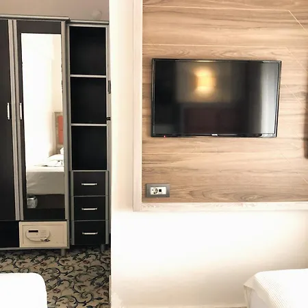 Aksel Butik 2* Aydin