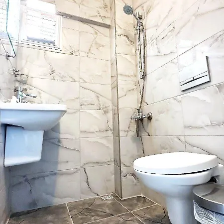 Hotel Aksel Butik 2*